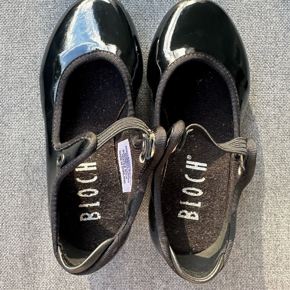 Bloch Girls Tap Shoes Size 7.5
